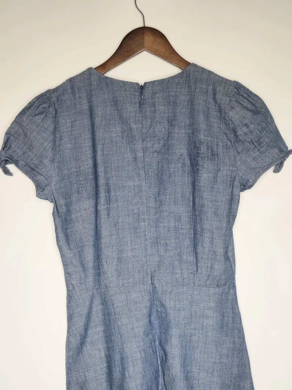 J. Crew Blue Chambray V-Neck Short Sleeve Dress Faux Wrap With Ruffle Size 0.